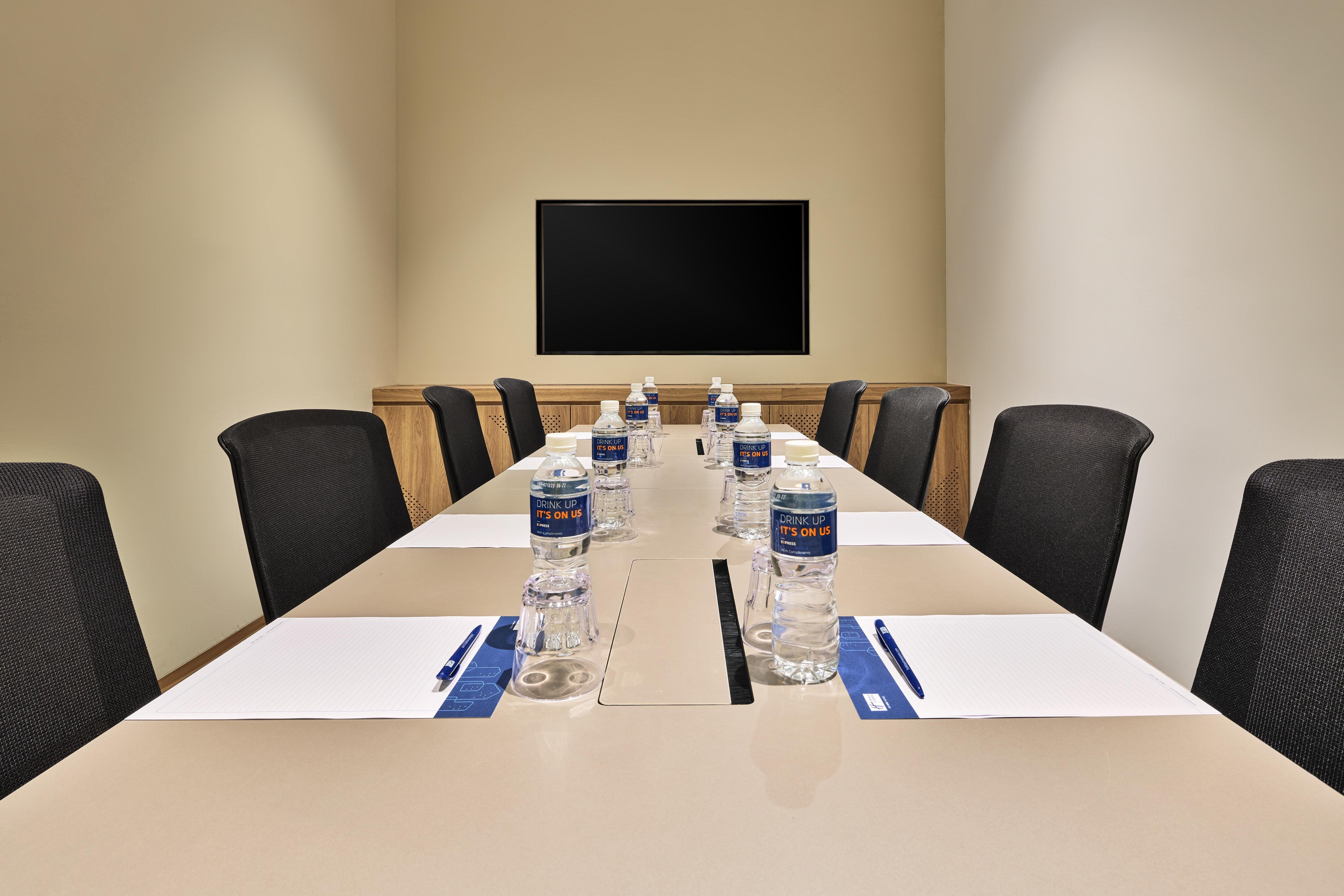 Holiday Inn Express Singapore Serangoon By Ihg Екстер'єр фото