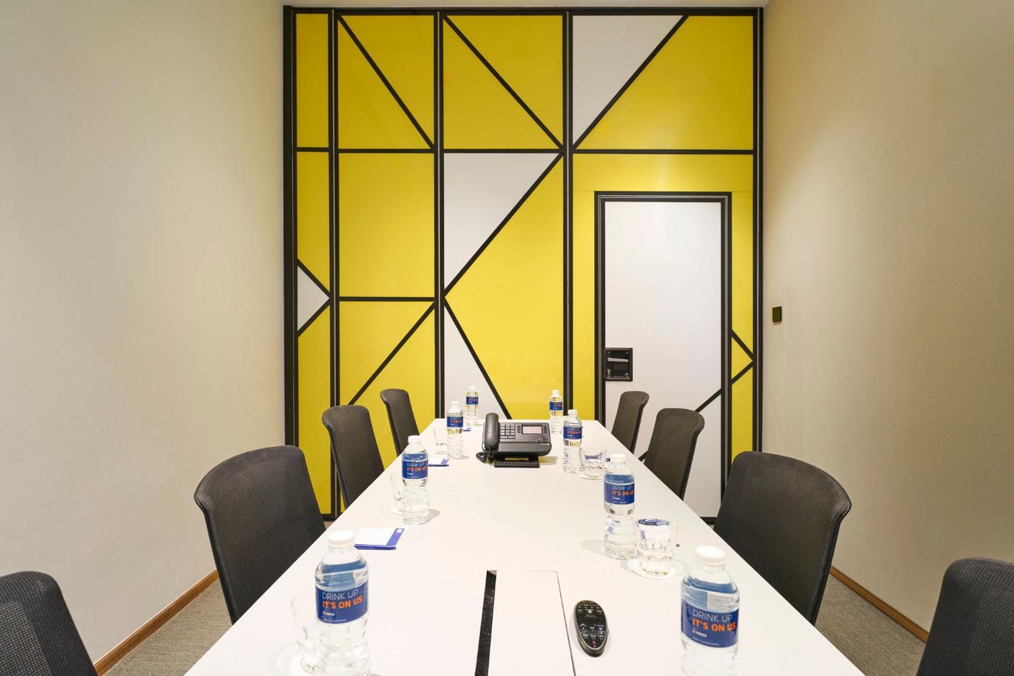 Holiday Inn Express Singapore Serangoon By Ihg Екстер'єр фото